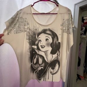 Snow White Fashion Top